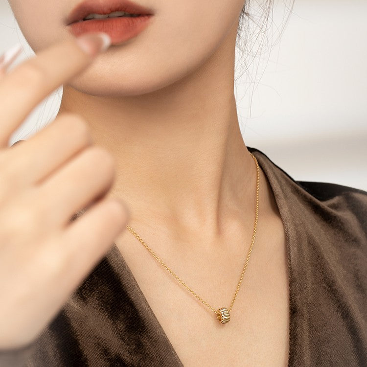 Women's Retro Collarbone High-end Design Necklace